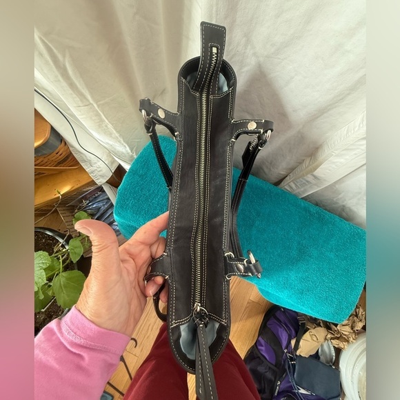 Coach Vintage North/South  Gallery City Tote F15158 Black Leather W/ Hangtag EUC - Picture 9 of 9